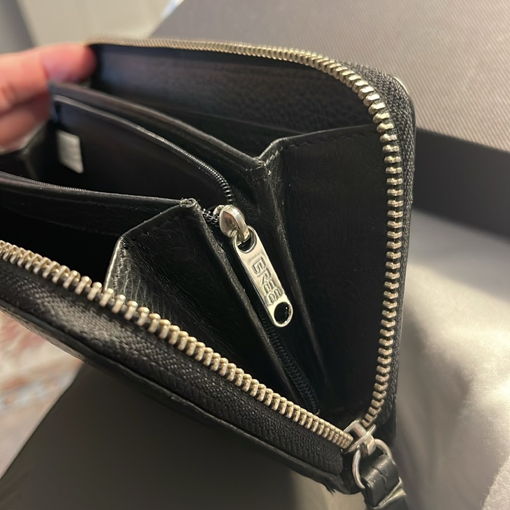 BREE Leather Continental Wallet & Keychain Set - Picture 6 of 11